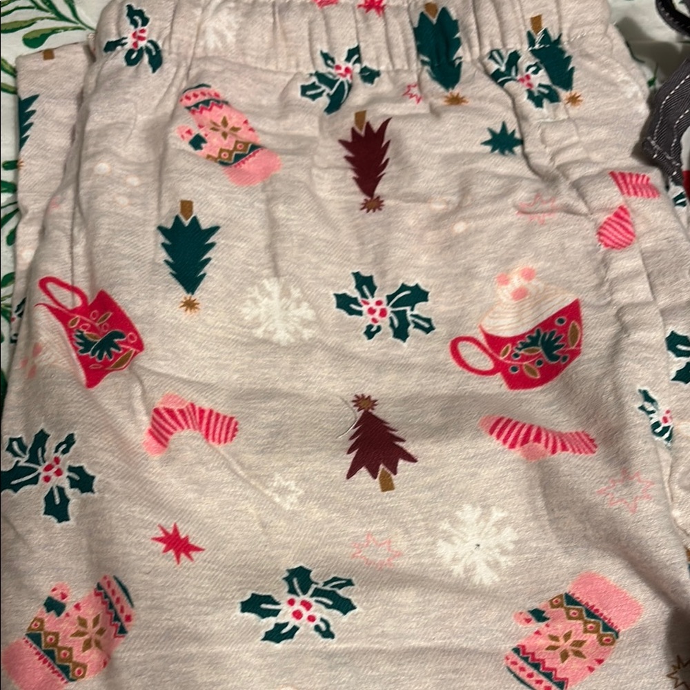 Old Navy Black and White Patterned Pajama Pants